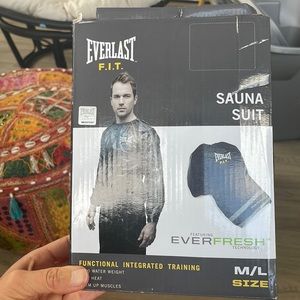 Everlast F.I.T sauna suit for weight loss
